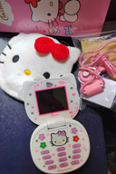 Celular flip Hello Kitty