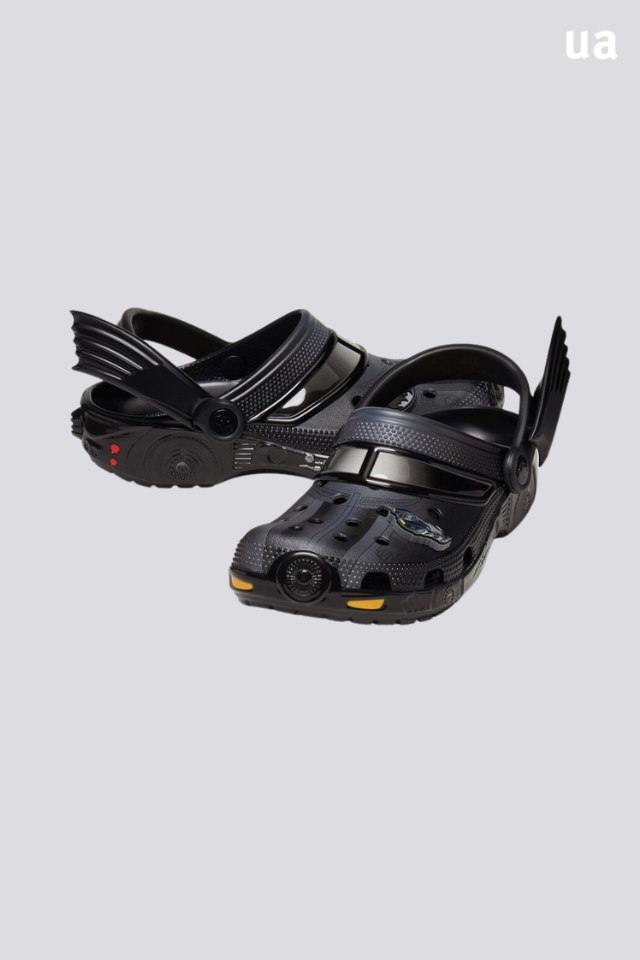 Sandália Crocs Batmóvel Classic Clog